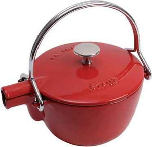 Staub - 1.16 Qt Cast Iron Tea Kettle Cherry Red 1.1-Litre - 40509-904