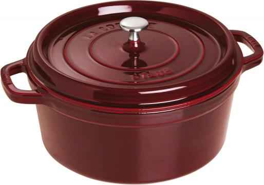 Staub - Cast Iron 4 Qt Round Cocotte Grenadine 3.8-Litre - 40509-357